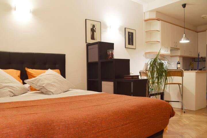 Estudio Acogedor Y Luminoso Daire Madrid Dış mekan fotoğraf